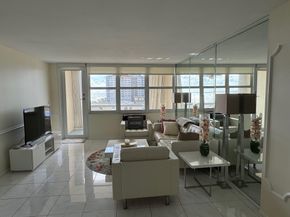305 N Pompano Beach Blvd 1006, Pompano Beach FL 33062