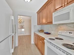 3050 NE 48th Street 107, Fort Lauderdale FL 33308
