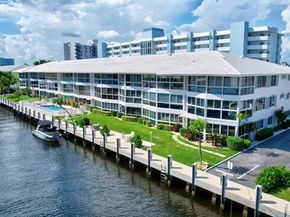 3050 NE 48th Street 107, Fort Lauderdale FL 33308