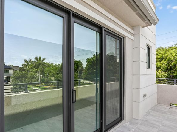 10990 Oceano Way, Parkland FL 33076