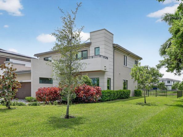 10990 Oceano Way, Parkland FL 33076