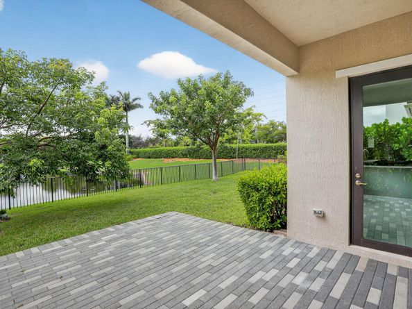 10990 Oceano Way, Parkland FL 33076