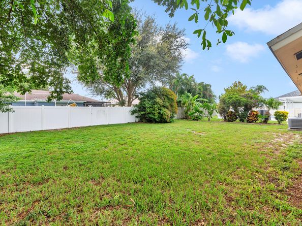 126 Wandering Trail Trail, Jupiter FL 33458