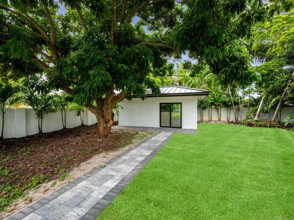 10201 SW 64th St, Miami FL 33173