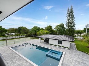 10201 SW 64th St, Miami FL 33173