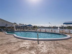 1000 SW 11th Ave 2E, Hallandale Beach FL 33009