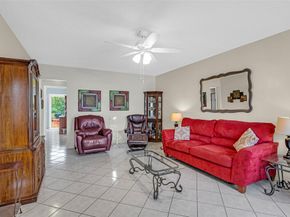 1000 SW 11th Ave 2E, Hallandale Beach FL 33009