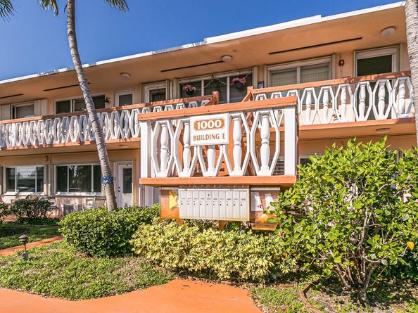 1000 SW 11th Ave 2E, Hallandale Beach FL 33009