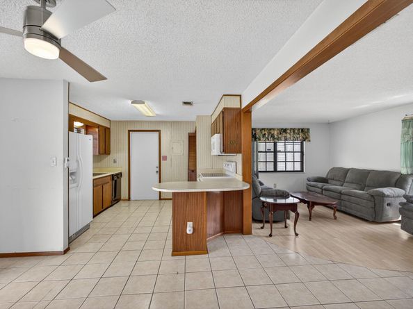 1332 W 33rd Street, Riviera Beach FL 33404