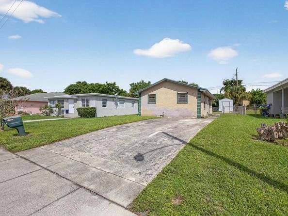 1332 W 33rd Street, Riviera Beach FL 33404