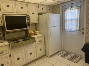 1425 Atlantic Shores Blvd 601, Hallandale Beach FL 33009