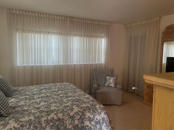 1425 Atlantic Shores Blvd 601, Hallandale Beach FL 33009