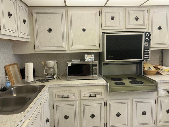 1425 Atlantic Shores Blvd 601, Hallandale Beach FL 33009