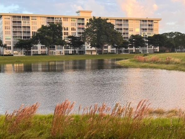 3080 N Course Drive 202, Pompano Beach FL 33069