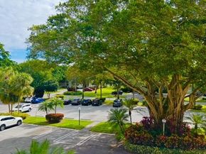 3080 N Course Drive 202, Pompano Beach FL 33069