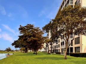 3080 N Course Drive 202, Pompano Beach FL 33069