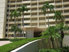 130 Lakeshore Drive 522, North Palm Beach FL 33408