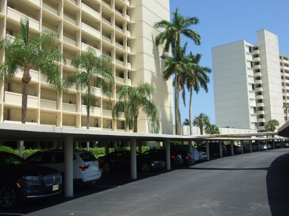 130 Lakeshore Drive 522, North Palm Beach FL 33408
