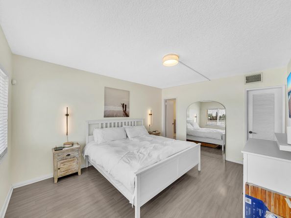 711 NE Harbour Terrace 3090, Boca Raton FL 33431