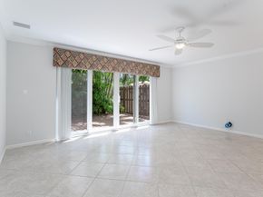801 SE 16th Ct 11, Fort Lauderdale FL 33316