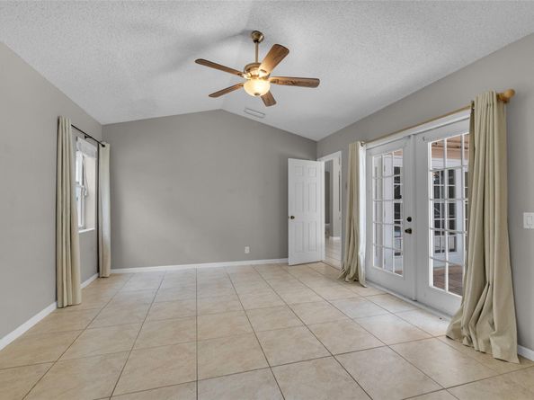702 Stanton Dr, Weston FL 33326
