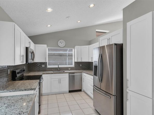 702 Stanton Dr, Weston FL 33326