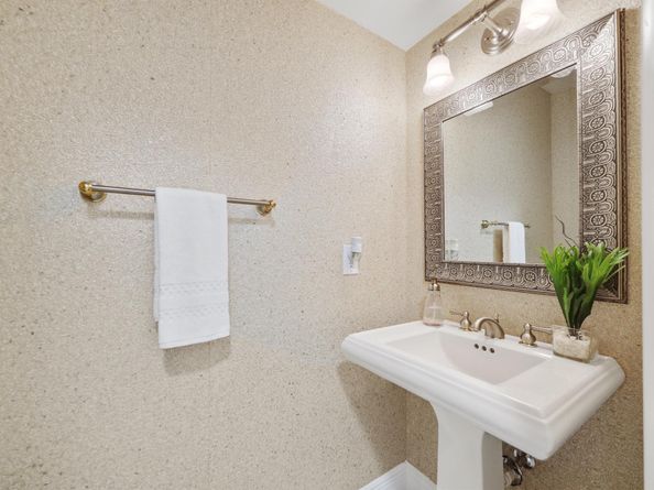 2281 NW 39th Drive, Boca Raton FL 33431
