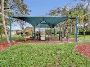4407 NW 20th St 450, Coconut Creek FL 33066