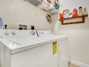 102 Via Emilia, Royal Palm Beach FL 33411