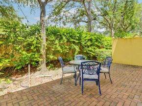 102 Via Emilia, Royal Palm Beach FL 33411