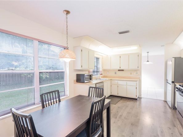 3256 NW 123rd Ter, Sunrise FL 33323