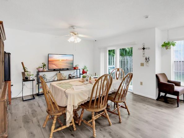 3256 NW 123rd Ter, Sunrise FL 33323