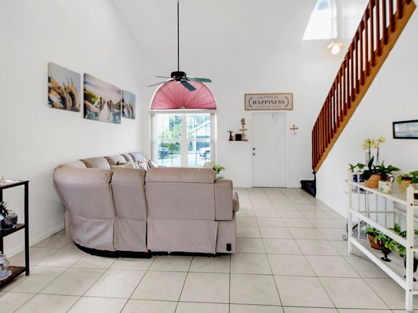 3256 NW 123rd Ter, Sunrise FL 33323