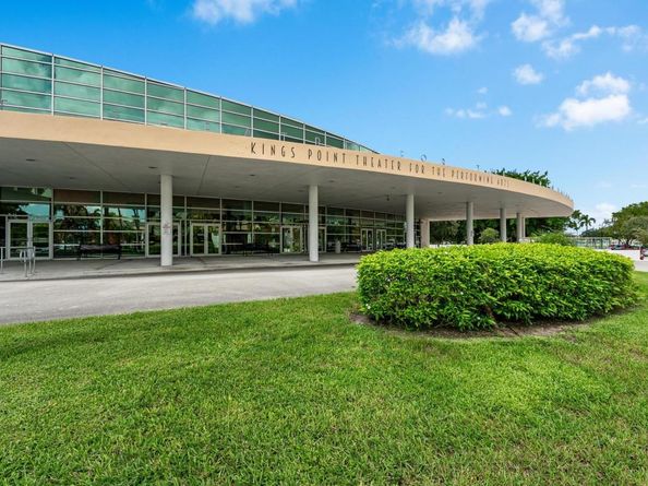 10370 E Clairmont Circle 302, Tamarac FL 33321