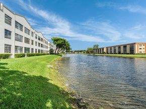 10370 E Clairmont Circle 302, Tamarac FL 33321