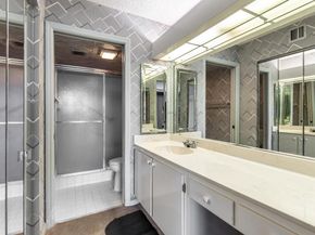 10370 E Clairmont Circle 302, Tamarac FL 33321