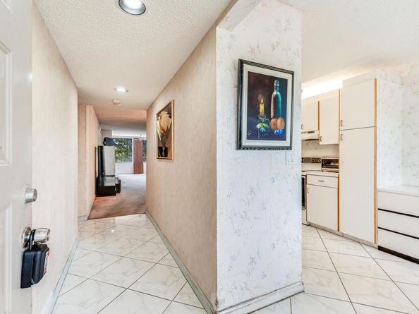 10370 E Clairmont Circle 302, Tamarac FL 33321