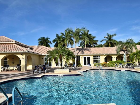 7458 Falls Road W, Boynton Beach FL 33437