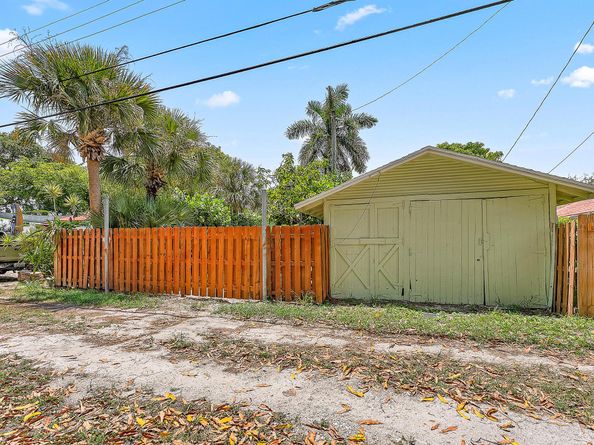 224 N Ocean Breeze, Lake Worth Beach FL 33460