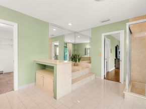 370 SE 13th Ave, Pompano Beach FL 33060