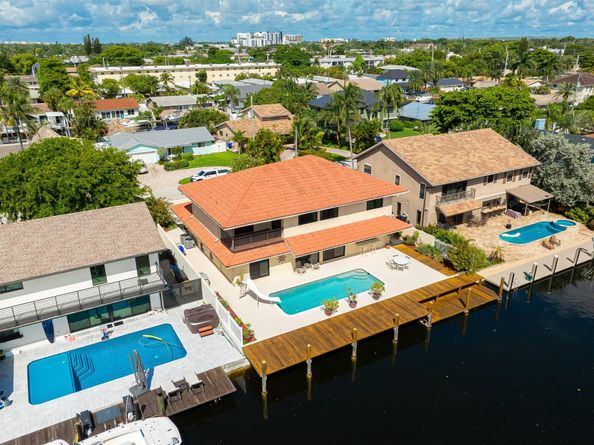 370 SE 13th Ave, Pompano Beach FL 33060