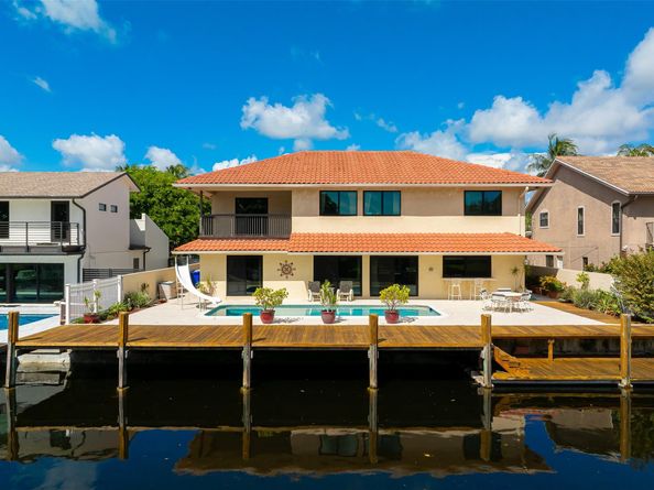 370 SE 13th Ave, Pompano Beach FL 33060
