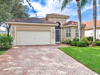 248 Palm Circle