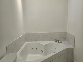 633 Deer Creek Lake Point North Ln, Deerfield Beach FL 33442