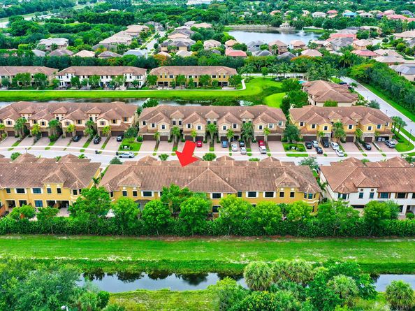 10366 Wellington Parc Drive, Wellington FL 33449