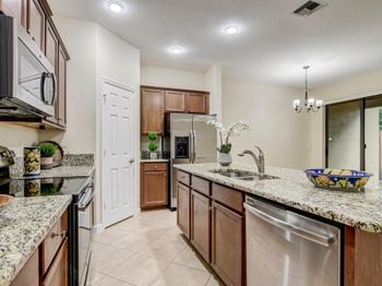 10366 Wellington Parc Drive