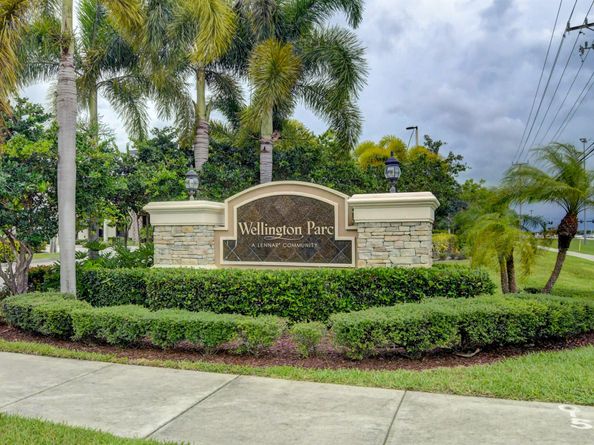 10366 Wellington Parc Drive, Wellington FL 33449