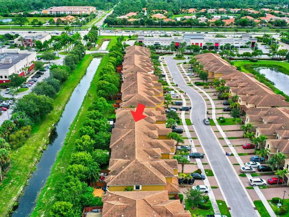 10366 Wellington Parc Drive, Wellington FL 33449