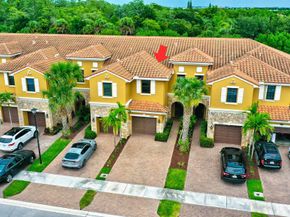10366 Wellington Parc Drive, Wellington FL 33449
