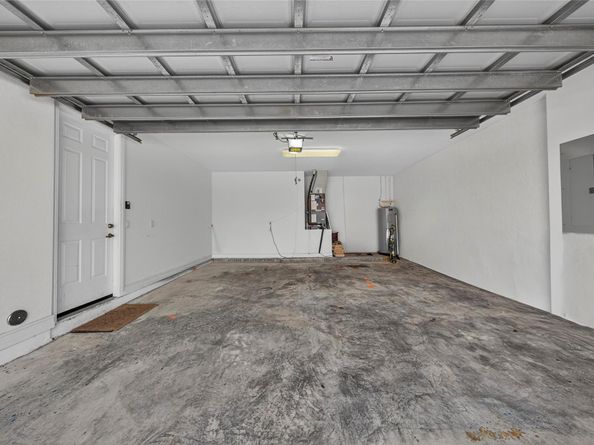 3241 NE 13th St, Pompano Beach FL 33062